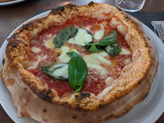 الأساسية الأساسية