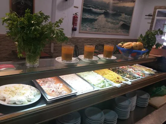 لا نويفا ترينا