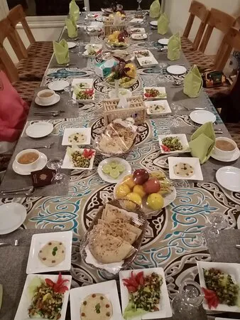 فندق نيو ممنون