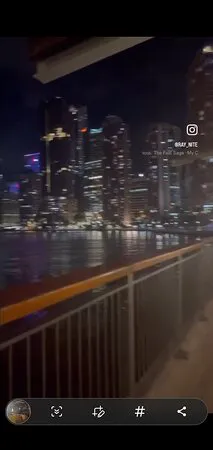 Yoko تناول الطعام