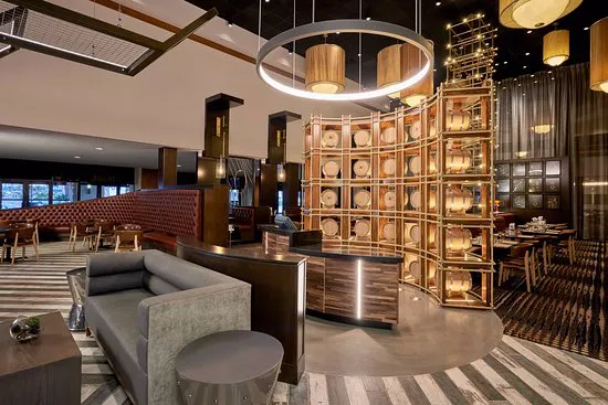 مطعم جيك آند ايلي