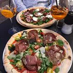 مطعم لابوراتوريو ديلا بيتزا، براغ