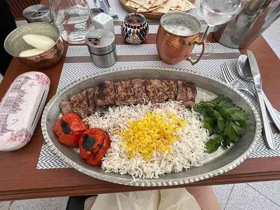 مطعم ياس ريستو، نيس