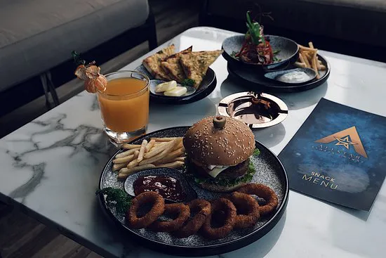 صالة أولستار الرياضية