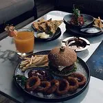 صالة أولستار الرياضية