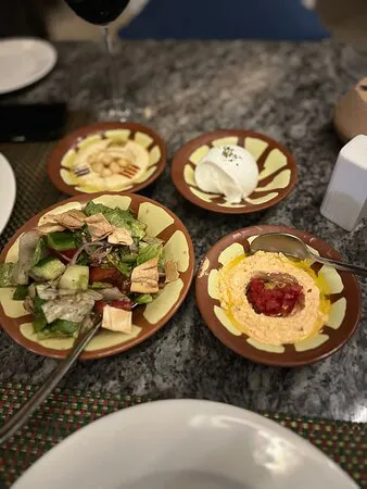 مطعم بريكرز، صلالة