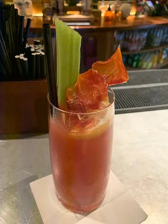 نزل على الأخضر