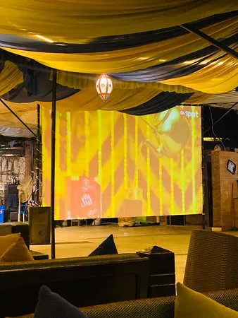 Mazaj Cafe & Restaurant