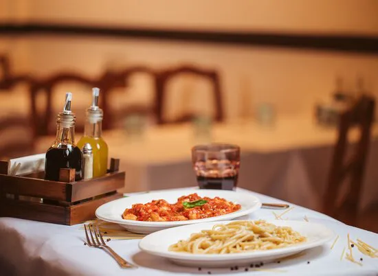 مطعم تراتوريا رومانا