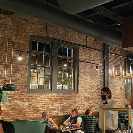 ستون & ويبستر تشوبهاوس