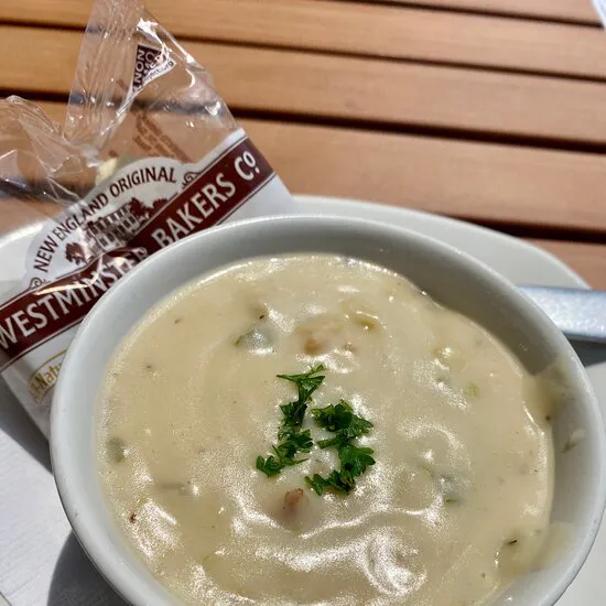 بريغانتين المأكولات البحرية والمحار بار