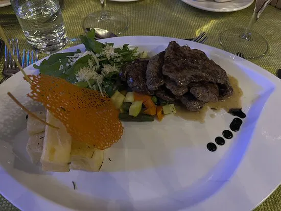 مطعم لا دولتشي فيتا، الغردقة