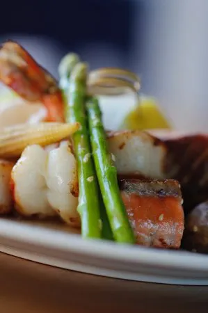 L'wzaar Seafood Market