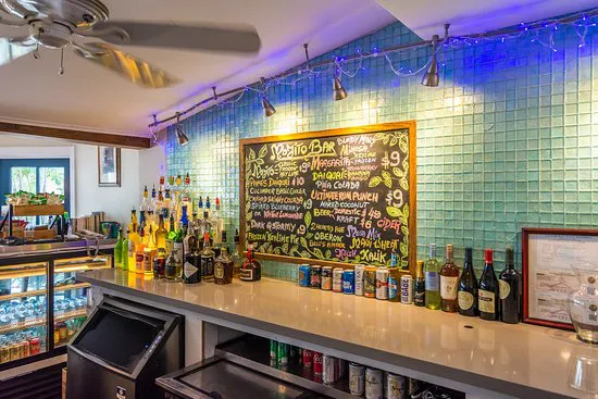 منارة المحكمة مقهى وبار Mojito