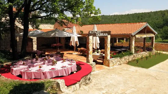 كونوبا دوبرافا