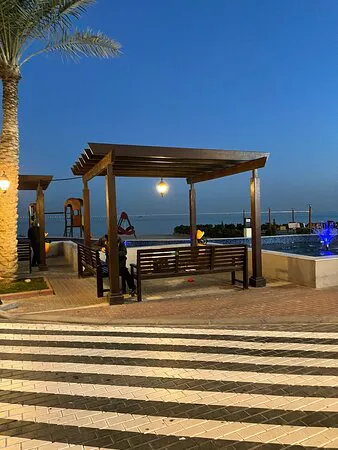 ماكدونالدز كورنيش جديد