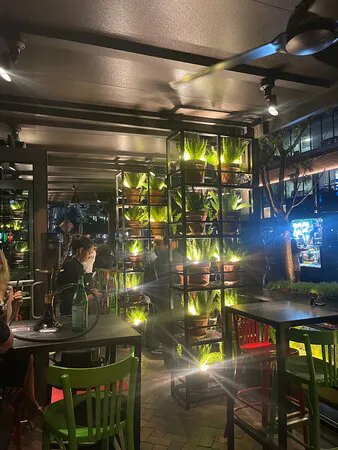 إنه! إيطاليا