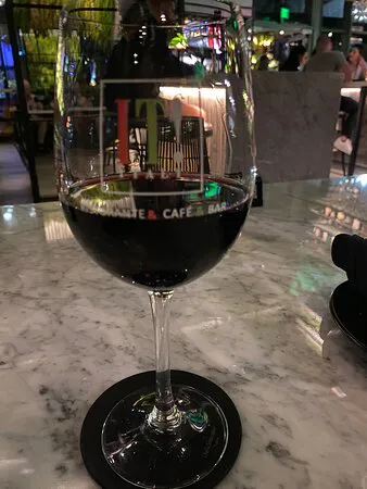 إنه! إيطاليا