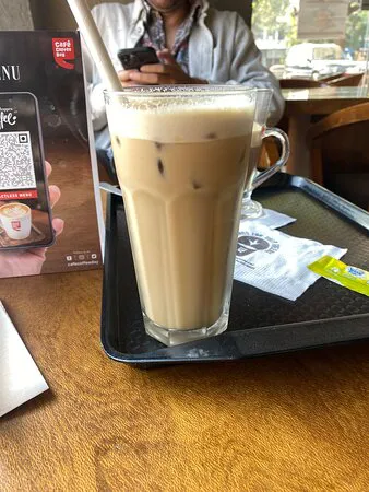 يوم القهوة المقهى