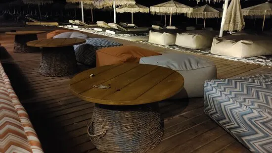 بار Vinsanto كوكتيل وسوشي