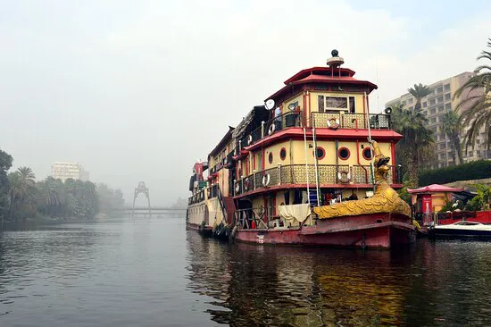 Andrea Manasterly & Nile Peking Cruising Restaurant