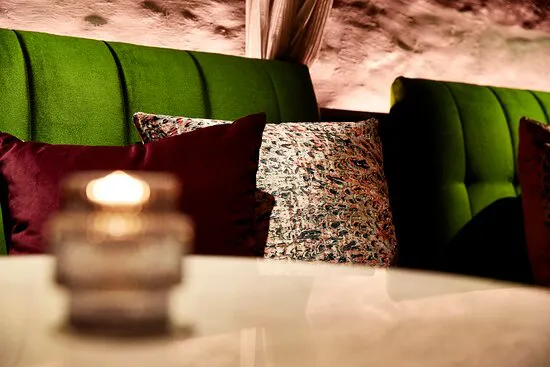 Wild Swann Restaurant