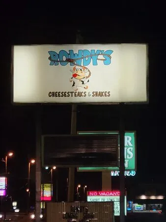 Rowdy's Cheesesteak & Shakes (باللغة الإنجليزية).
