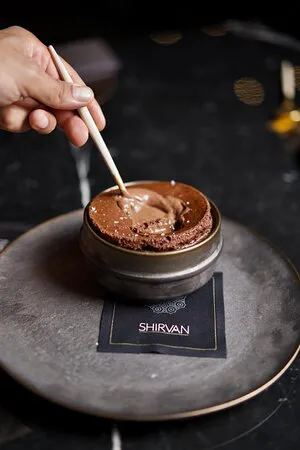 شيرفان ميتيس الدوحة