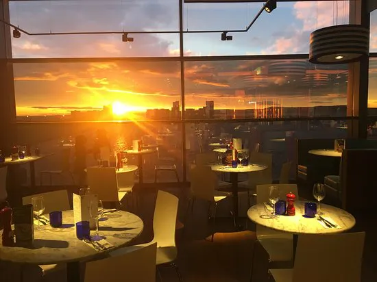 بيتزا اكسبرس، ادنبرة