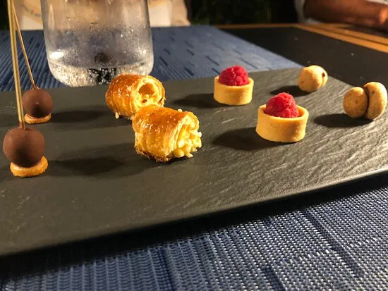 Gusto بواسطة سادلر