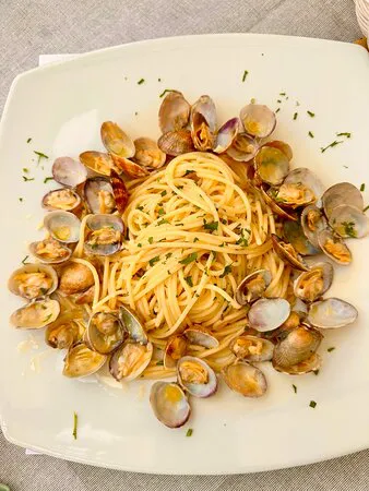 ريستورانتي بيتزا بيرنينا