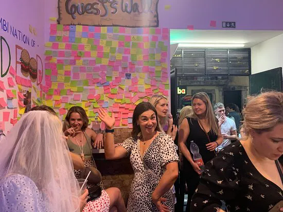 مطعم هانجر ستيشن، لشبونة