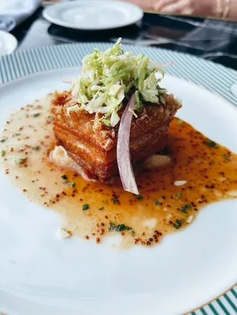 مطعم كولوني كلوب