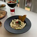 الغوا البيضاء