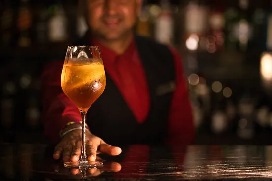 صالة المها، مسقط