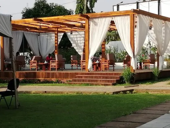 مطعم سوالو، أكرا - غانا