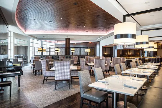 3 فولفغانغ باك