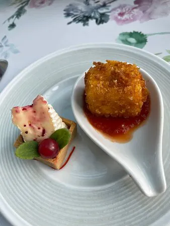 البيت الزجاجي