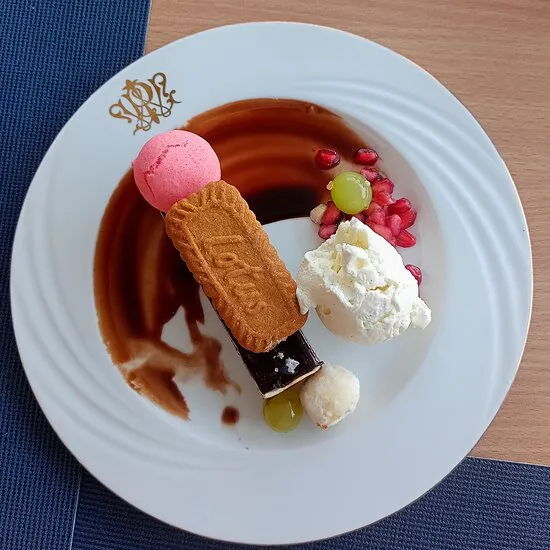 مطعم إل أواسيس