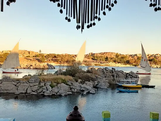 مطعم ومقهى نوناكاتو