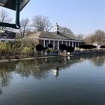 مقهى كوليتشي سربنتين ليدو