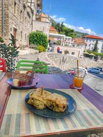 FO.RA فوكاسيا راجوسا