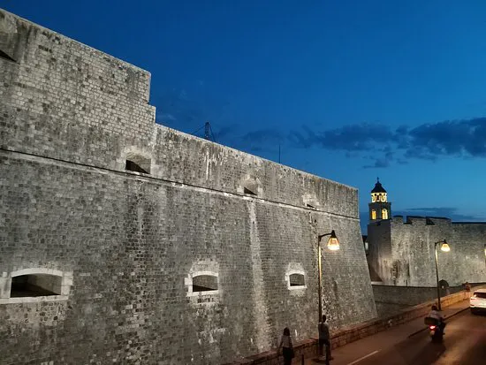 FO.RA فوكاسيا راجوسا