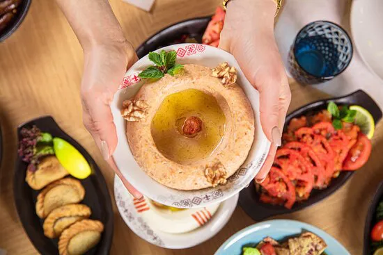 مطعم حبيب بيروت، مسقط