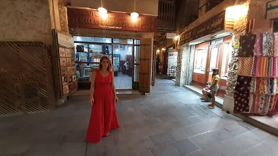 Al Mallas Golden Popular Foods