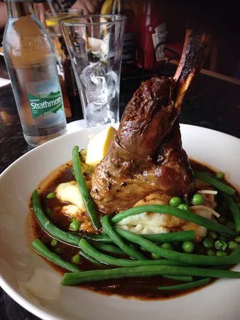 فرانكي اند بيني (إدنبرة أوشن ترمينال)