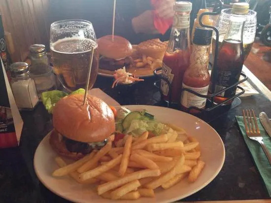 فرانكي اند بيني (إدنبرة أوشن ترمينال)