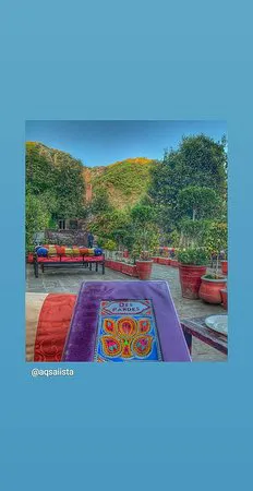 Des Pardes Restaurant