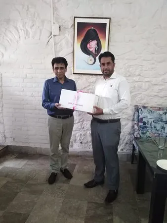 Des Pardes Restaurant