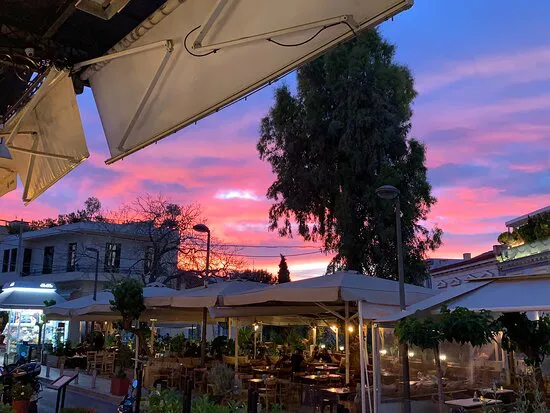 كافيه أثينيون بوليتيا، أثينا